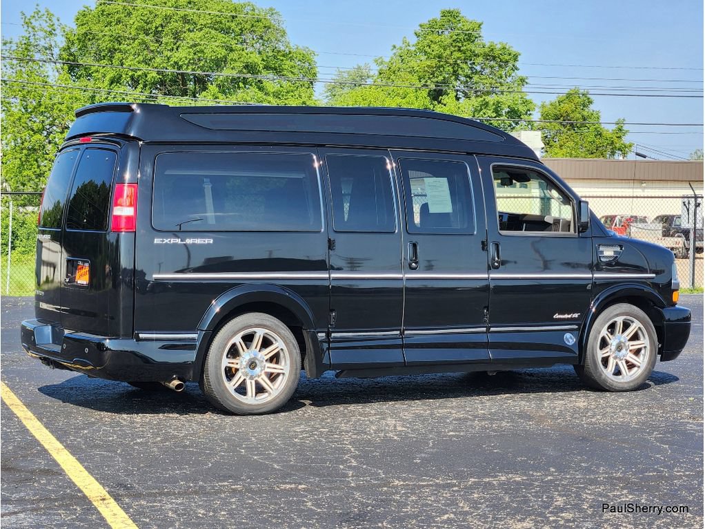 Used 2019 Chevrolet Express 2500 w/ Enhanced Convenience Package RWD image 10
