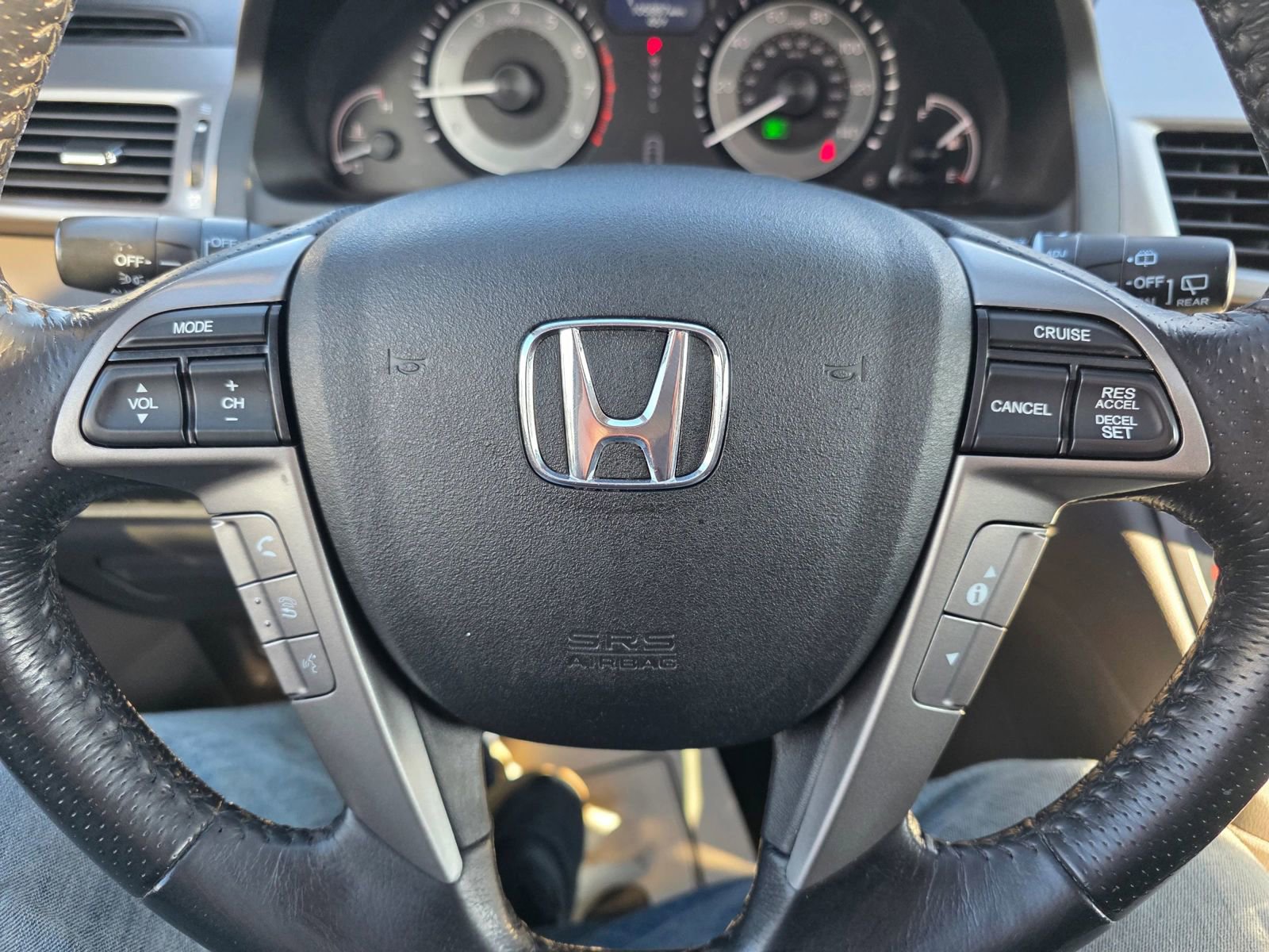 Used 2016 Honda Odyssey Touring Elite image 14