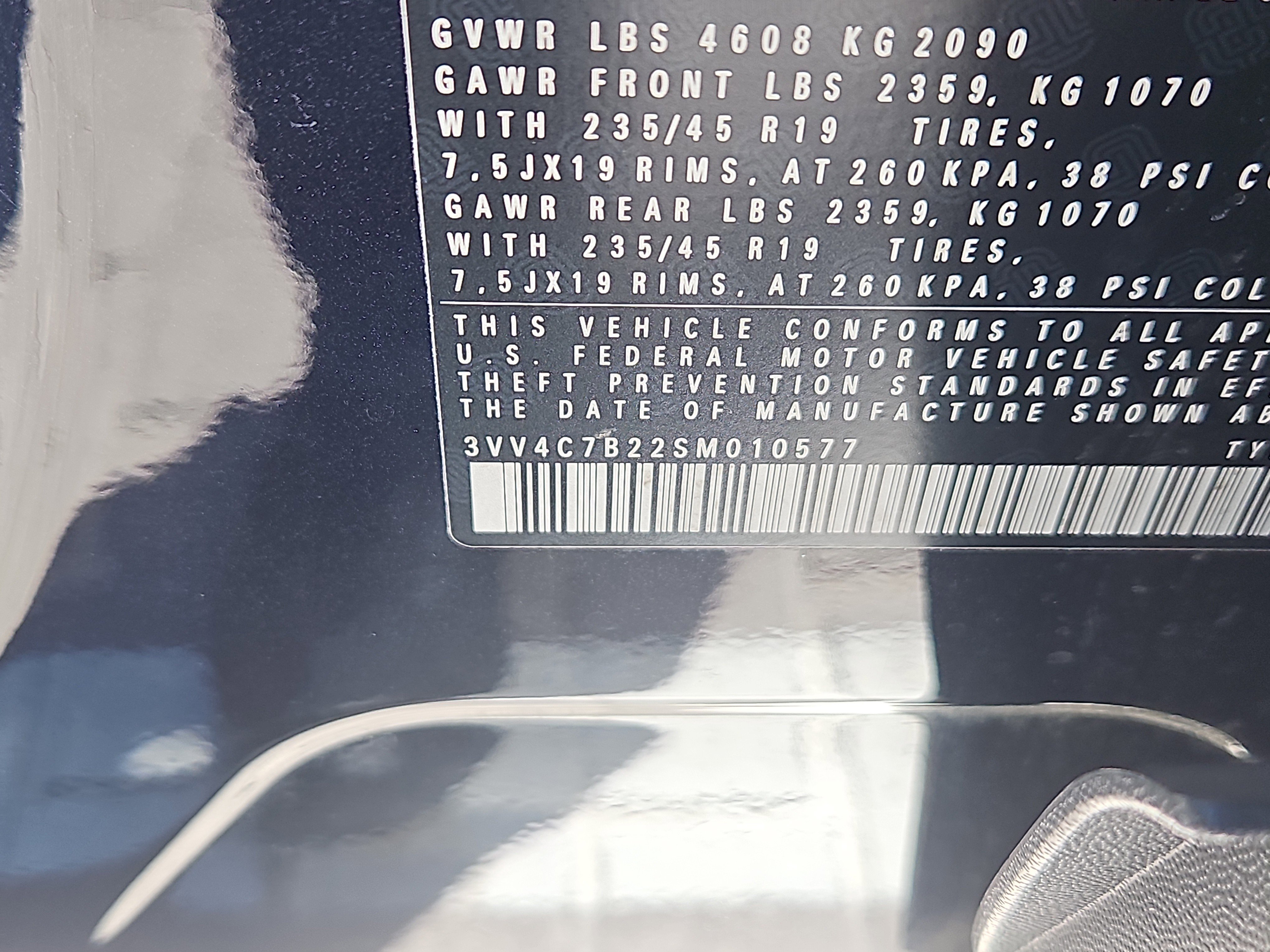 Certified 2025 Volkswagen Taos SEL AWD/4WD image 7