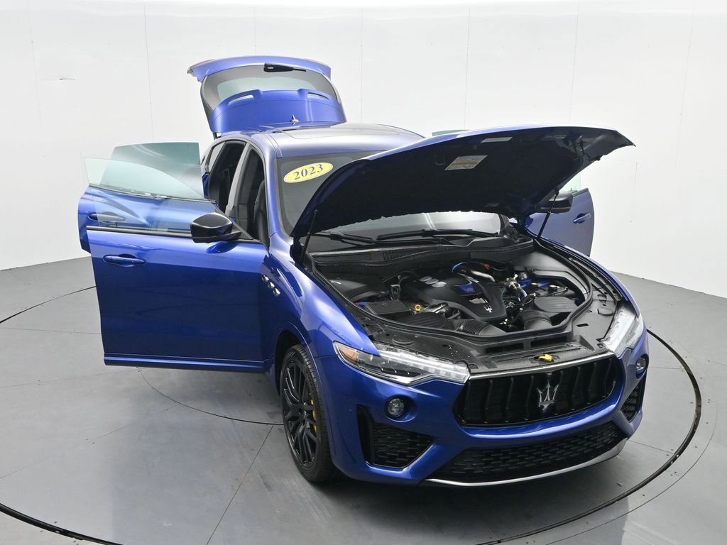 Used 2023 Maserati Levante Modena image 30