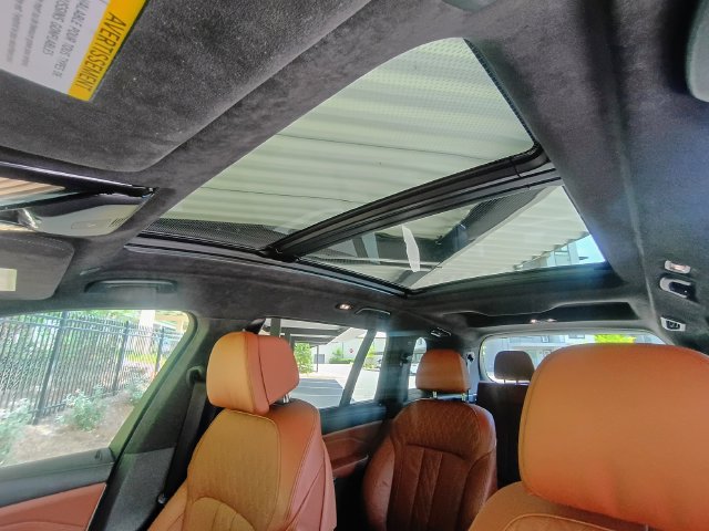Used 2024 BMW X7 xDrive40i w/ Executive Package AWD/4WD image 35