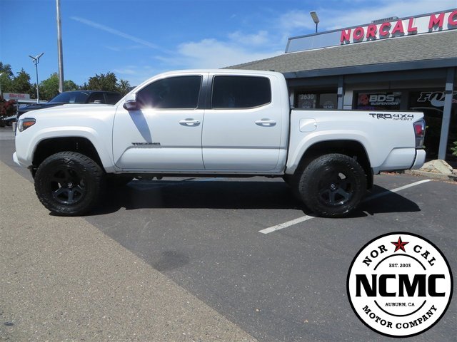 Used 2021 Toyota Tacoma TRD Sport image 8