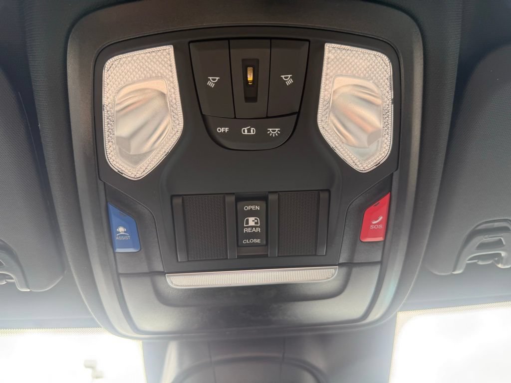 New 2025 RAM 2500 Tradesman w/ Safety Group AWD/4WD image 32