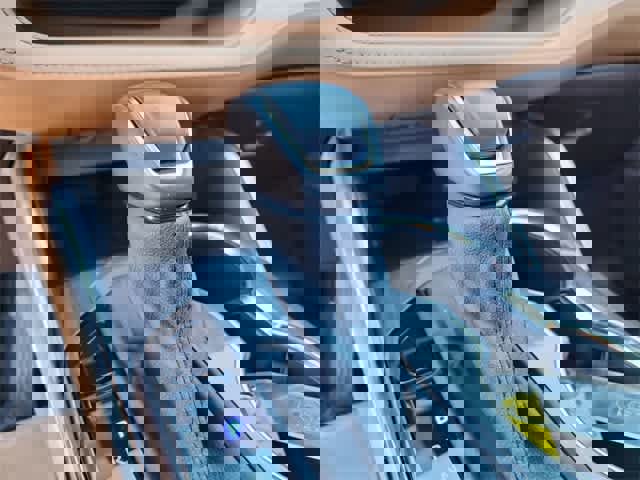 Used 2021 Toyota Highlander Platinum image 28