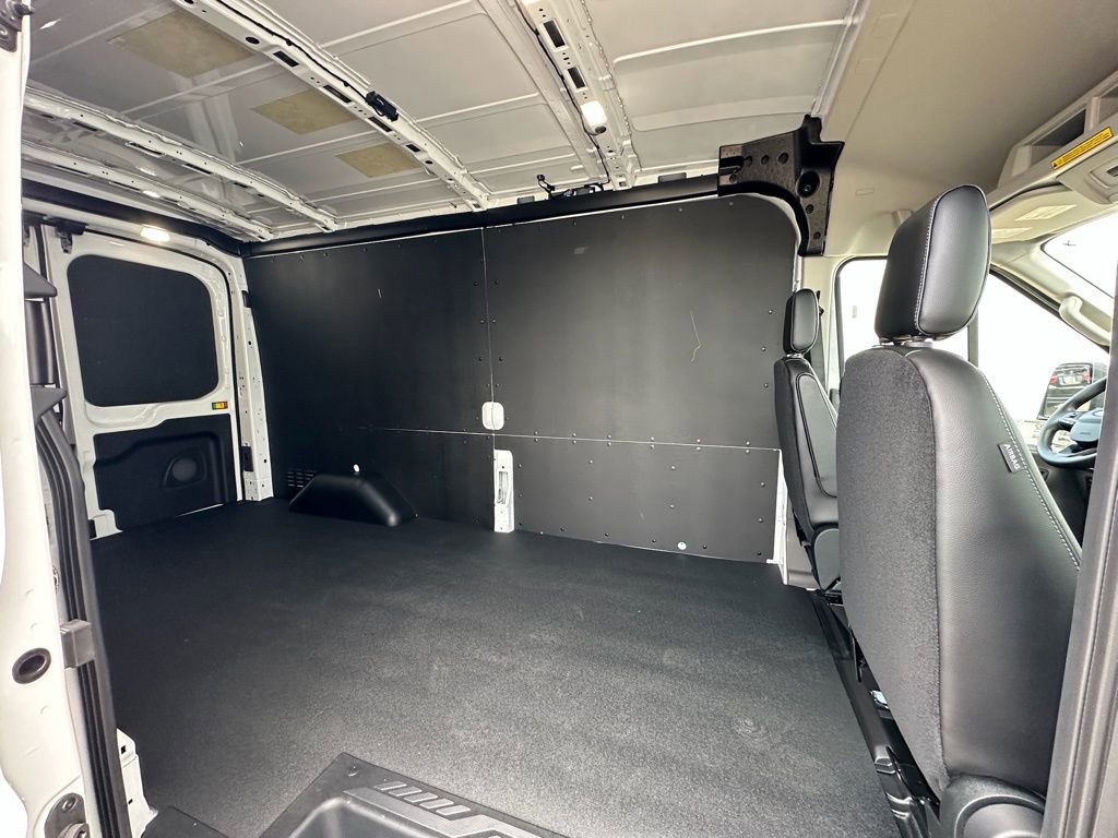 New 2026 Ford Transit 350 148 Medium Roof w/ Load Area Protection Package RWD image 21