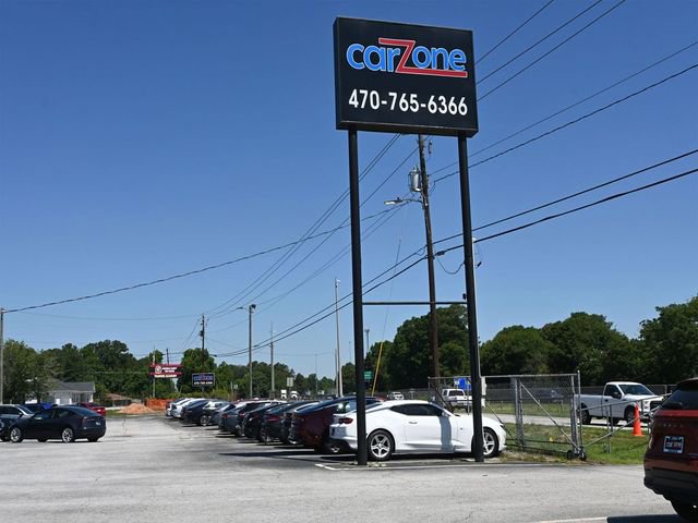 Used 2018 Nissan Kicks SR FWD image 37