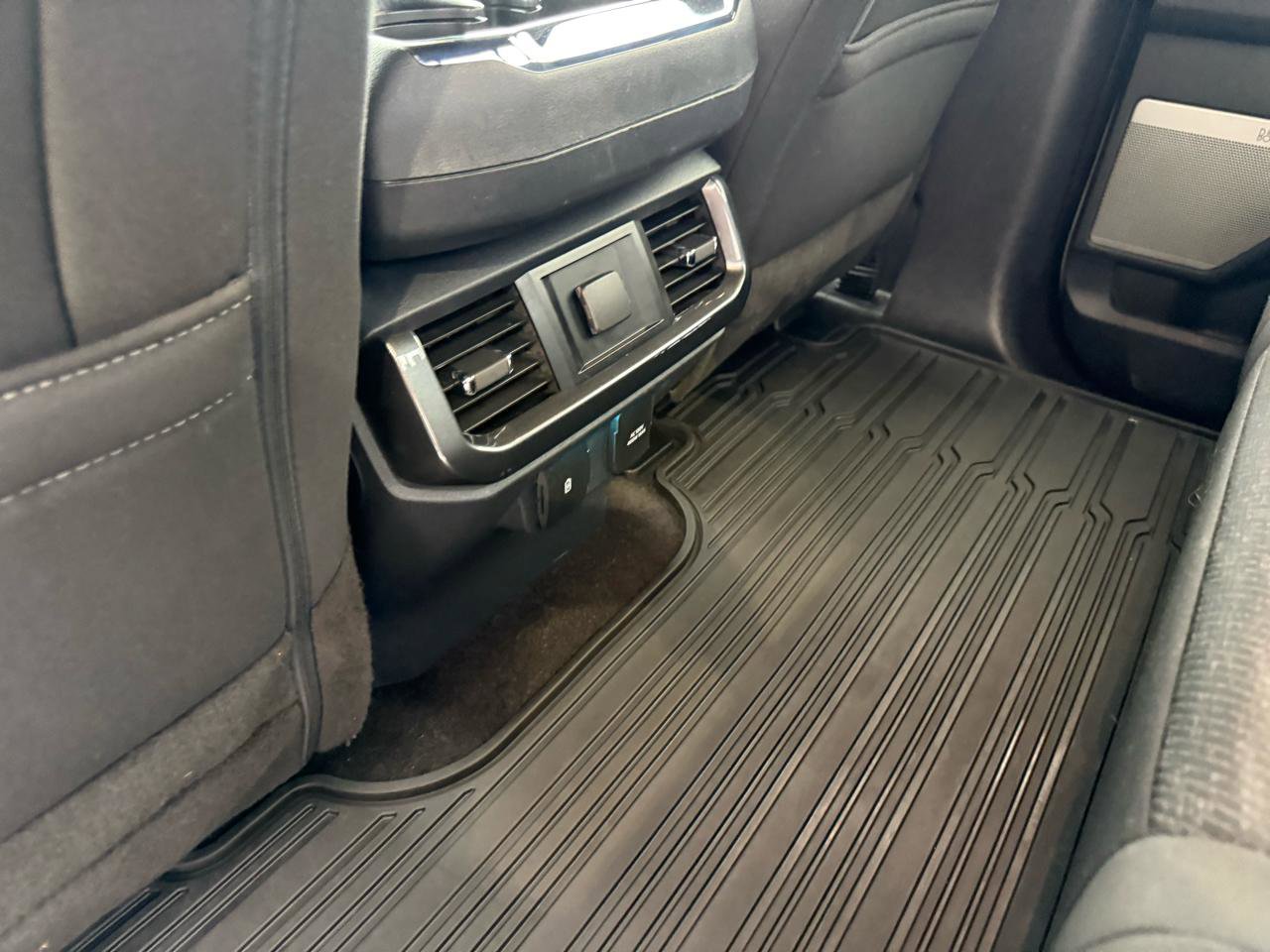 Used 2022 Ford F150 XLT w/ Equipment Group 302A High image 16