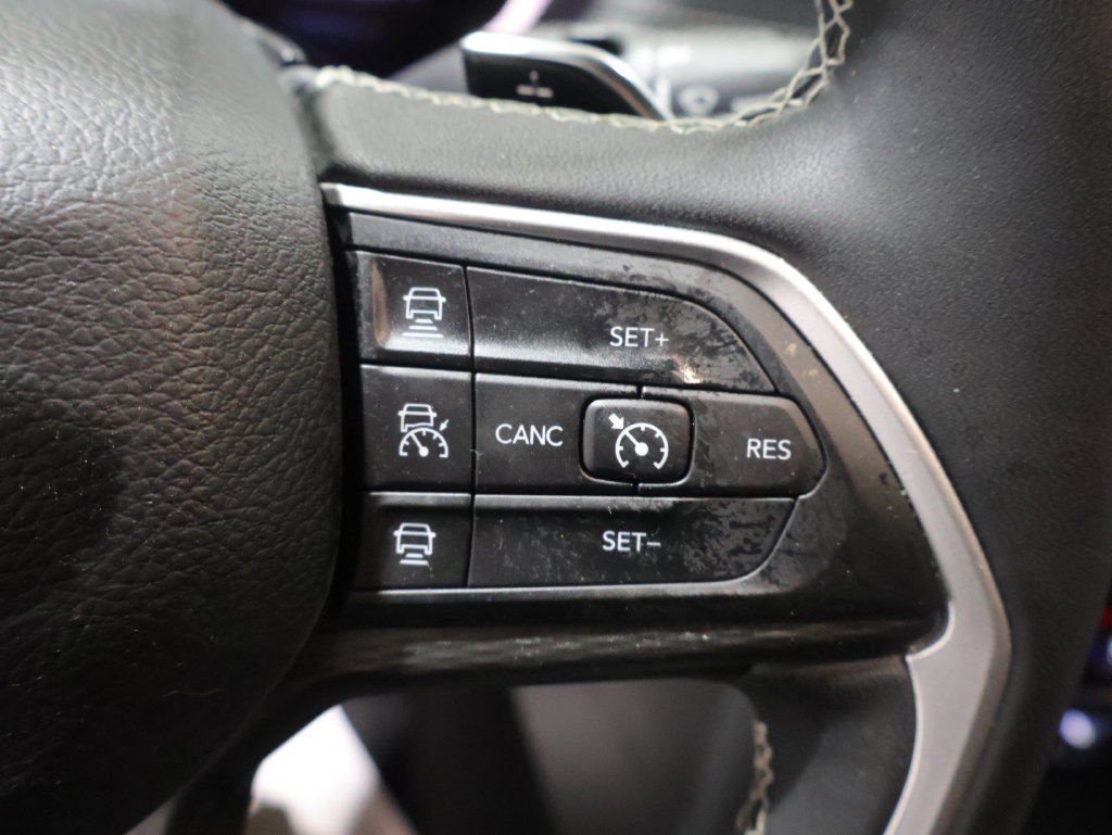 Certified 2024 Jeep Grand Cherokee Altitude AWD/4WD image 35