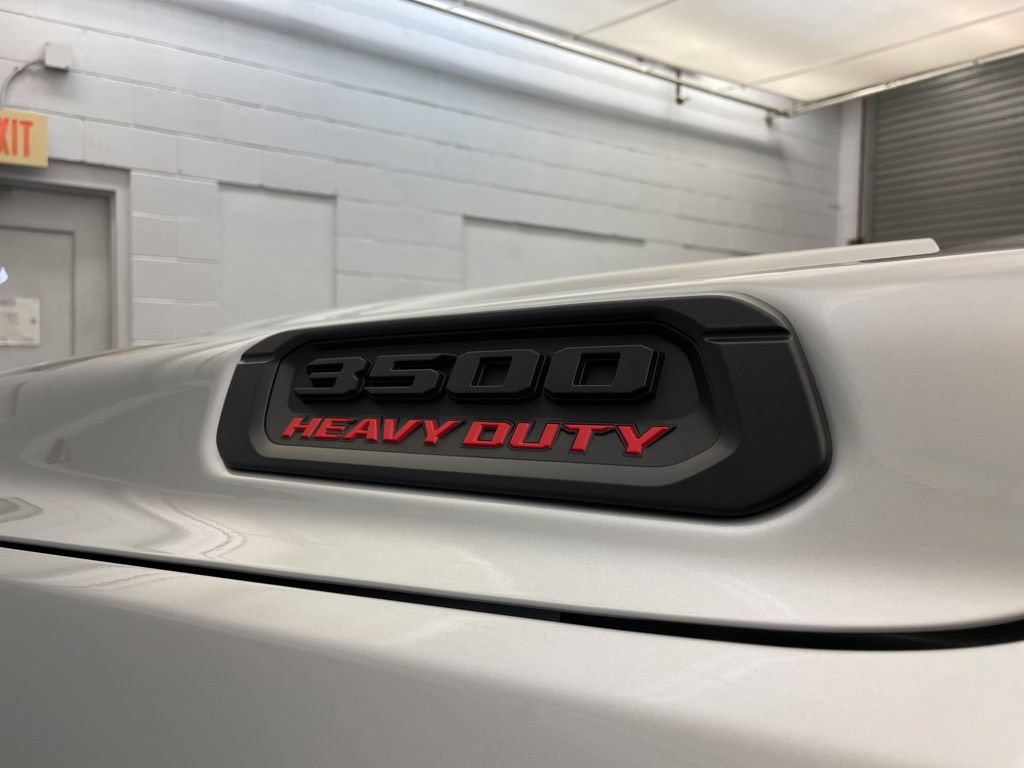 New 2026 RAM 3500 Big Horn AWD/4WD image 12