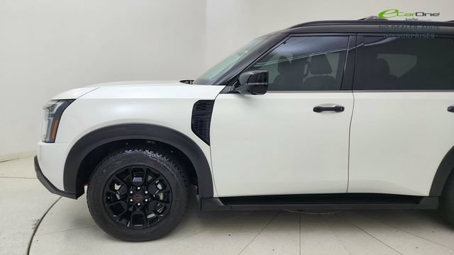 Used 2026 Nissan Armada PRO-4X w/ Captain's Chari Seat Package AWD/4WD image 9