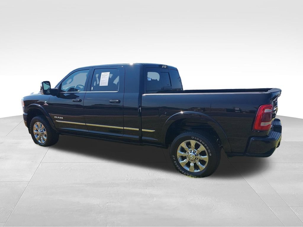 Used 2023 RAM 2500 Limited AWD/4WD image 3