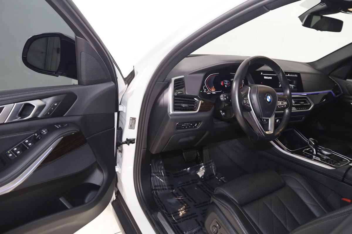 Used 2023 BMW X5 xDrive40i w/ Premium Package AWD/4WD image 46