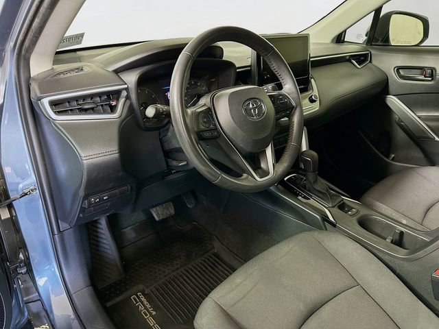Certified 2023 Toyota Corolla Cross LE image 10
