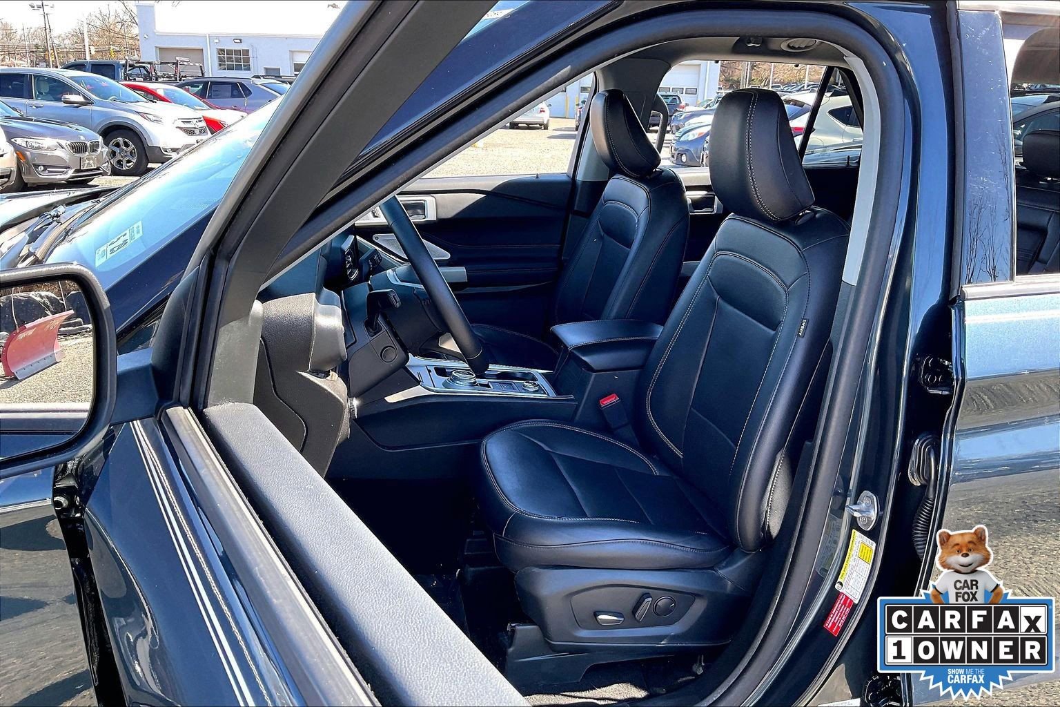 Used 2024 Ford Explorer Limited w/ Limited Technology Package image 8