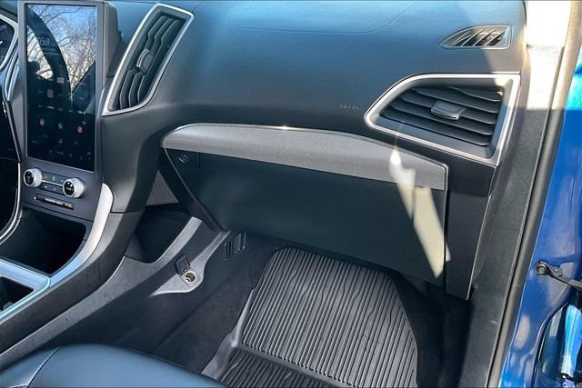 Used 2021 Ford Edge SEL AWD/4WD image 25