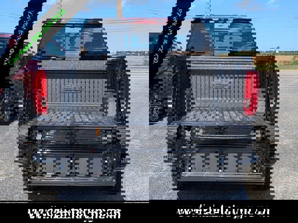 New 2026 GMC Sierra 1500 Denali w/ Technology Package image 13