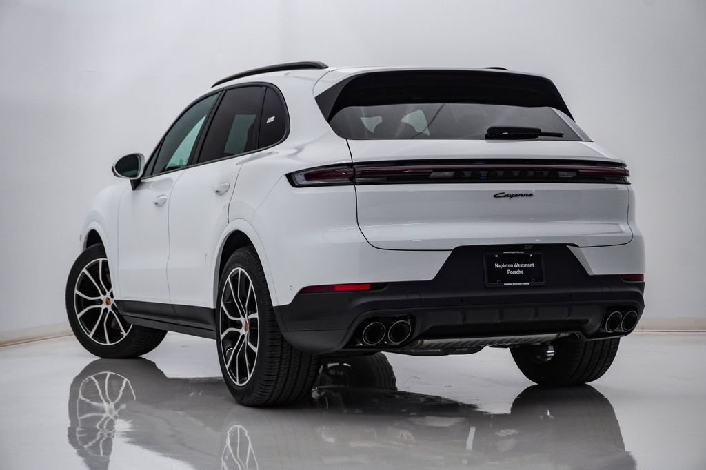 New 2026 Porsche Cayenne AWD/4WD image 3