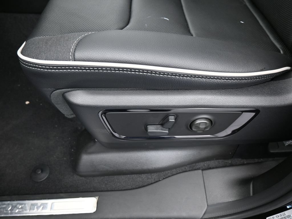New 2026 RAM 1500 Limited AWD/4WD image 18