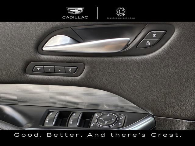 Used 2025 Cadillac XT4 Premium Luxury FWD image 25