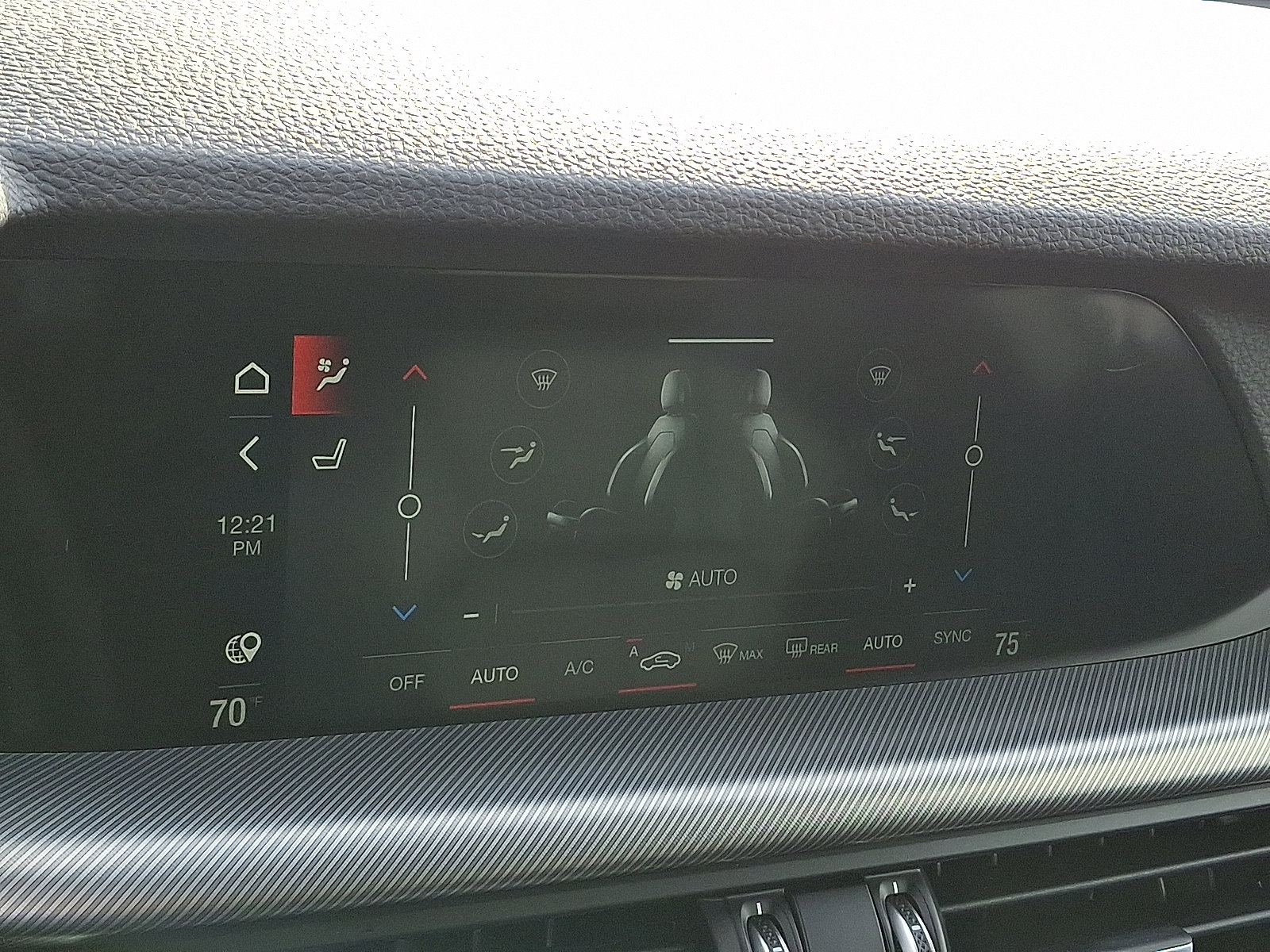 Used 2024 Alfa Romeo Stelvio Ti w/ Active Assist Plus Package image 17