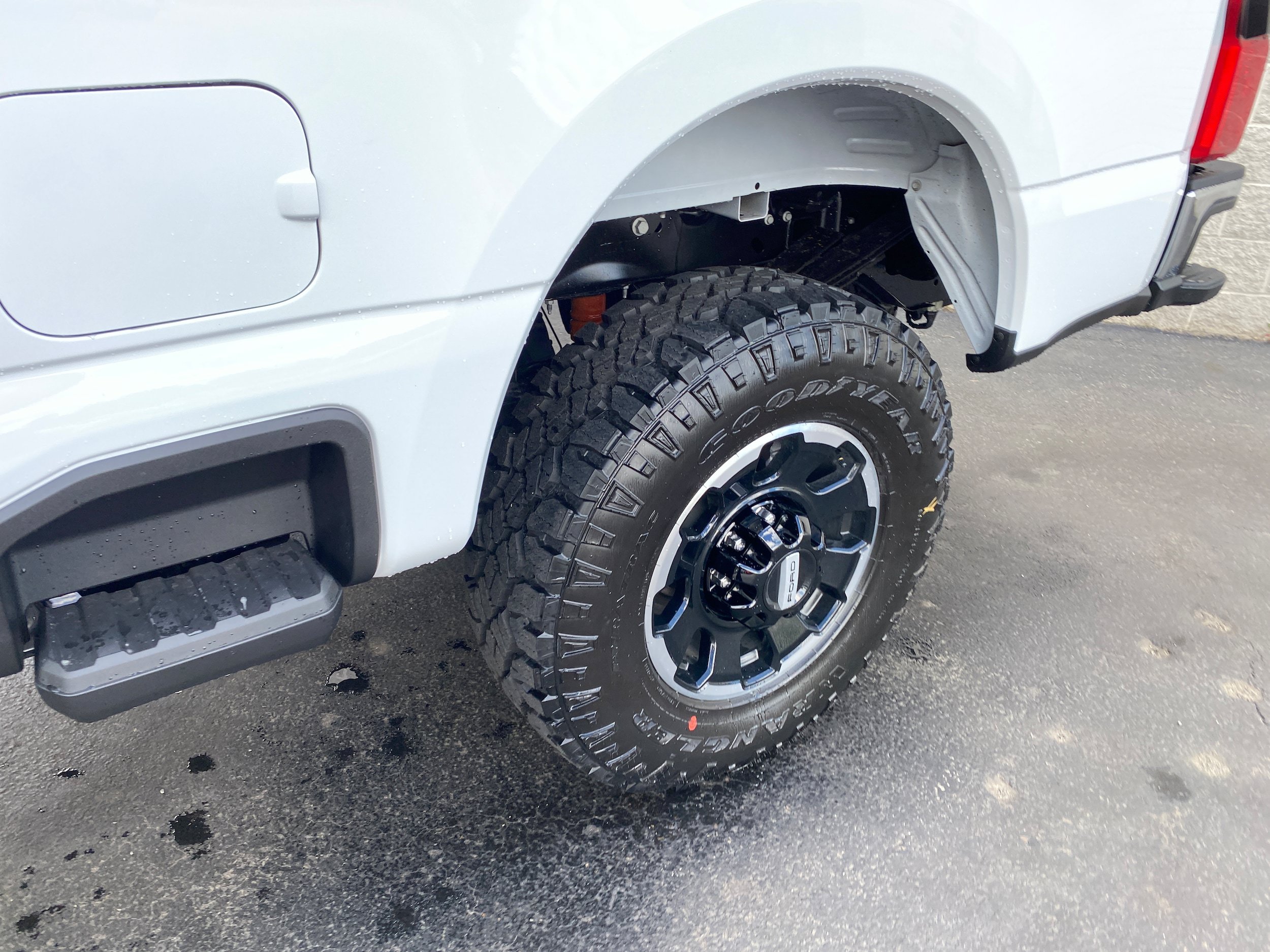 New 2026 Ford F250 Lariat w/ Tremor Off-Road Package AWD/4WD image 19