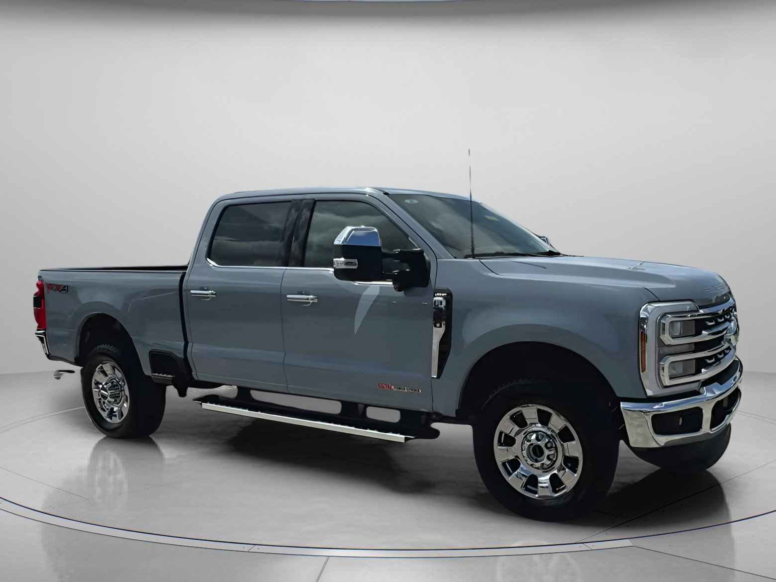 Used 2025 Ford F350 Lariat w/ Chrome Package AWD/4WD image 2