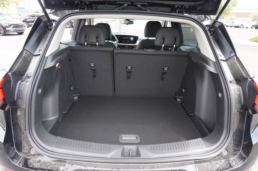 New 2026 Buick Encore GX Preferred w/ Advanced Technology Package FWD image 9