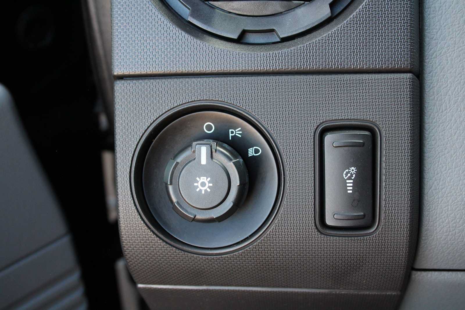Used 2013 Ford F250 XL w/ PWR Equipment Group AWD/4WD image 30