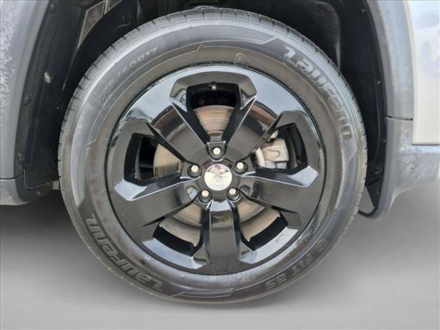 Used 2020 Jeep Compass Latitude w/ Popular Equipment Group FWD image 21