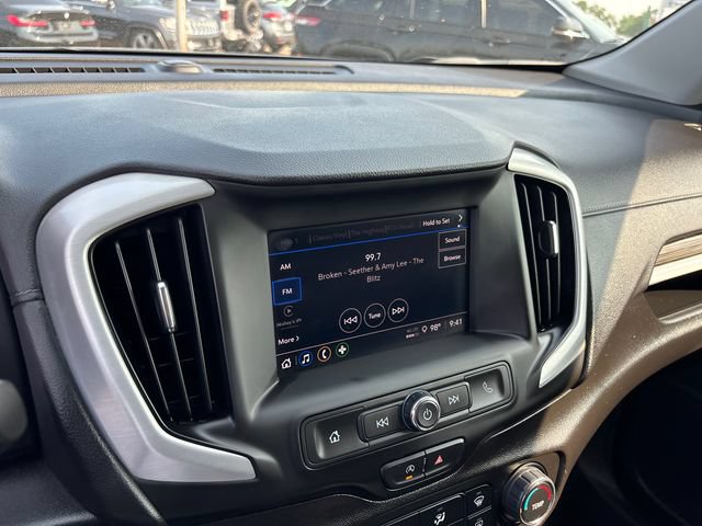 Used 2024 GMC Terrain SLE AWD/4WD image 21