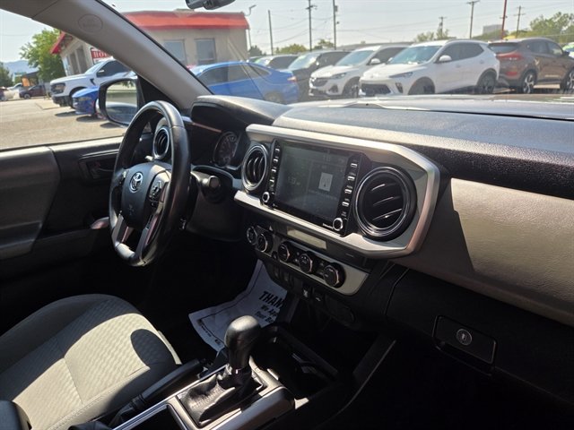Used 2023 Toyota Tacoma SR5 w/ Technology Package AWD/4WD image 6