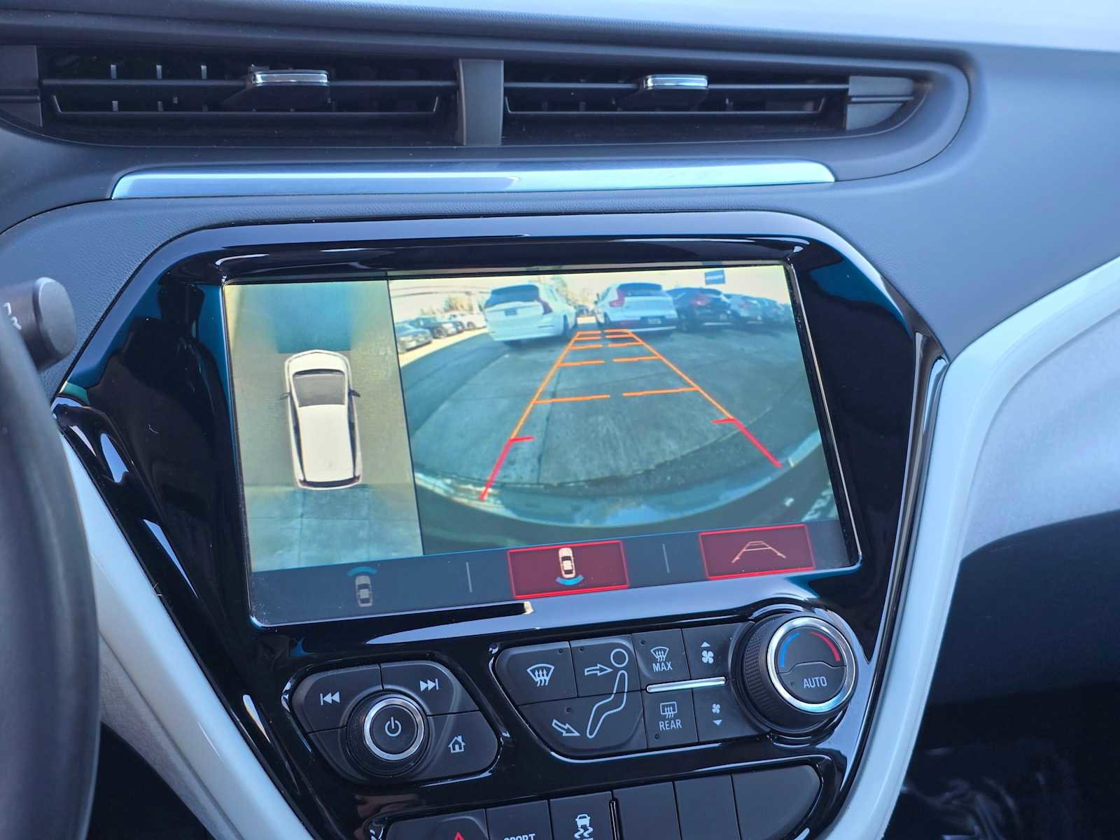 Used 2017 Chevrolet Bolt Premier w/ Driver Confidence II Package image 23