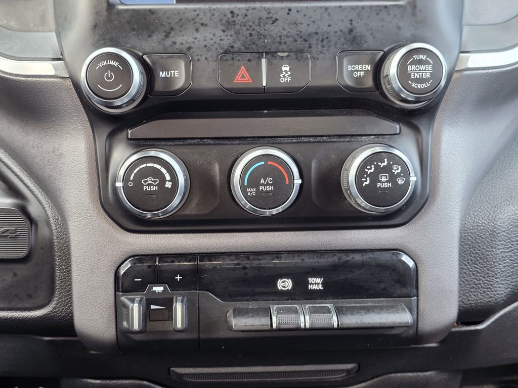 Used 2022 RAM 2500 Big Horn w/ Cold Weather Group image 14