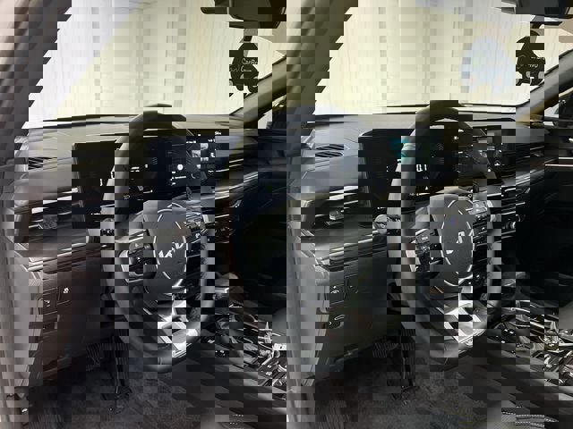 Used 2026 Kia K5 GT image 10