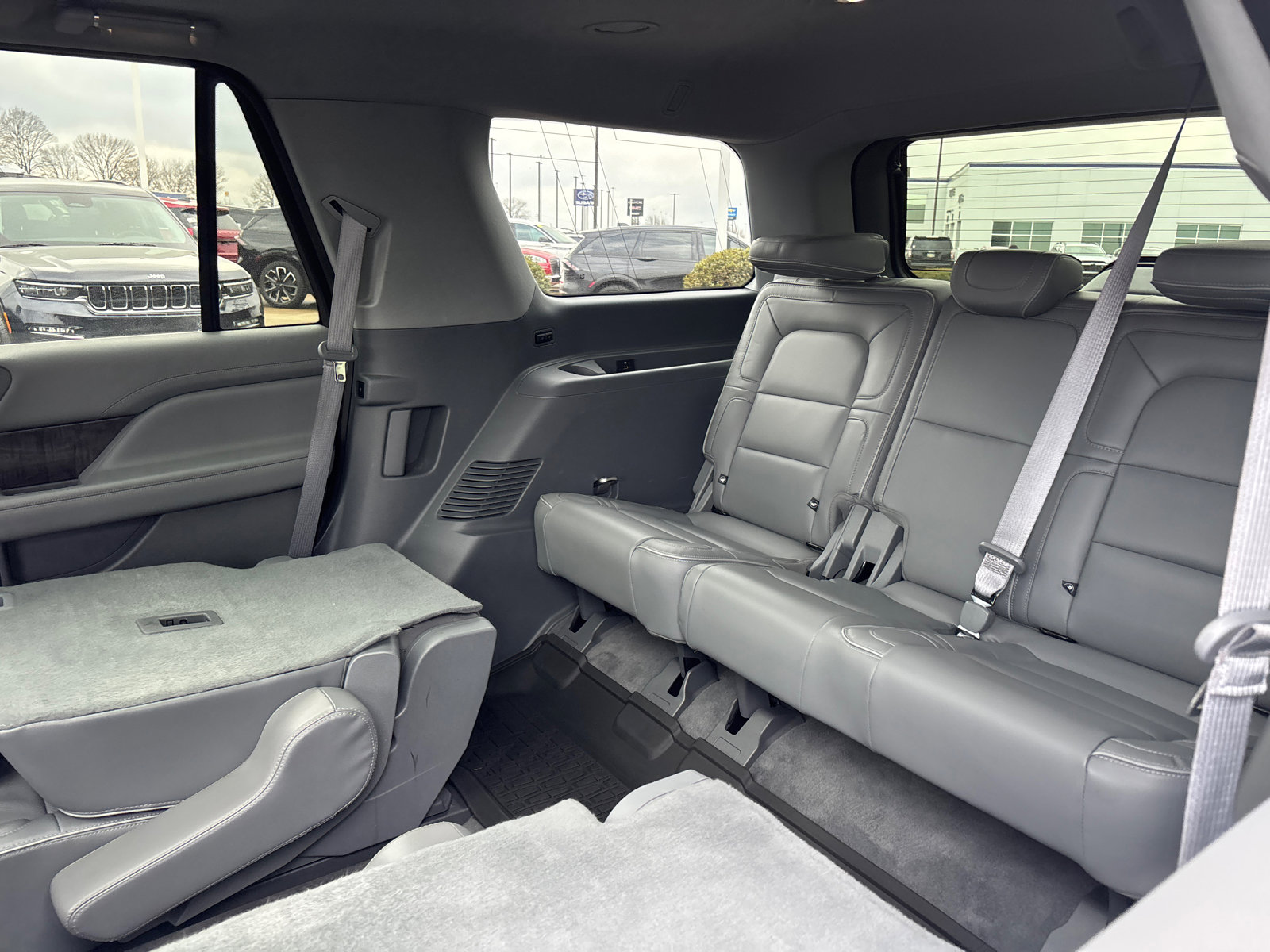 Certified 2019 Lincoln Navigator Select w/ Technology Package image 26