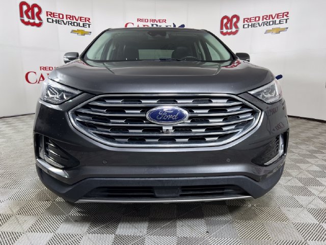 Used 2020 Ford Edge Titanium w/ Equipment Group 301A FWD image 2
