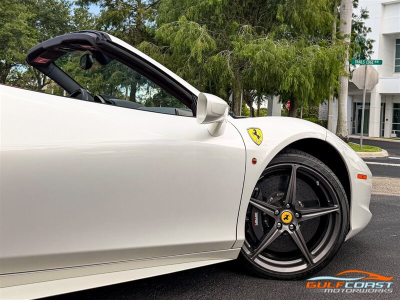 Used 2014 Ferrari 458 Spider RWD image 56
