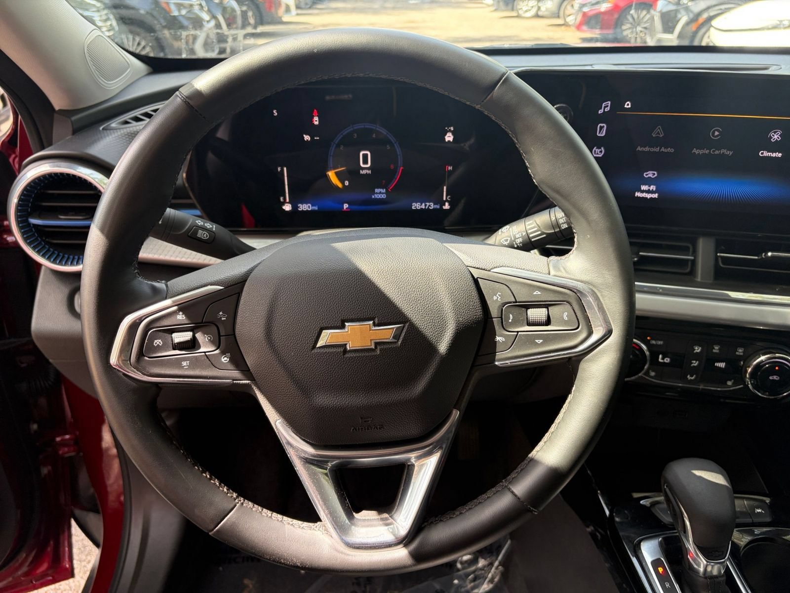 Used 2025 Chevrolet Trax LT w/ LT Convenience Package FWD image 27