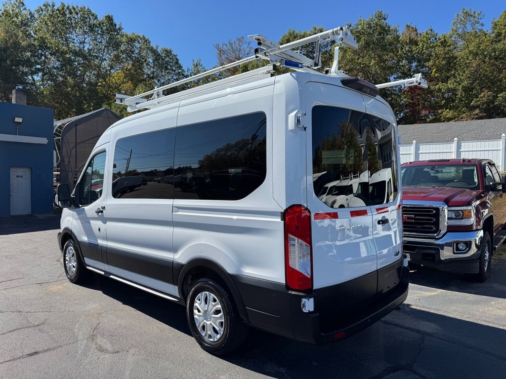 Used 2019 Ford Transit 150 XLT image 4