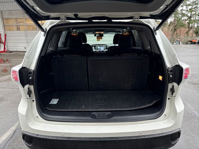 Used 2016 Toyota Highlander Limited image 15