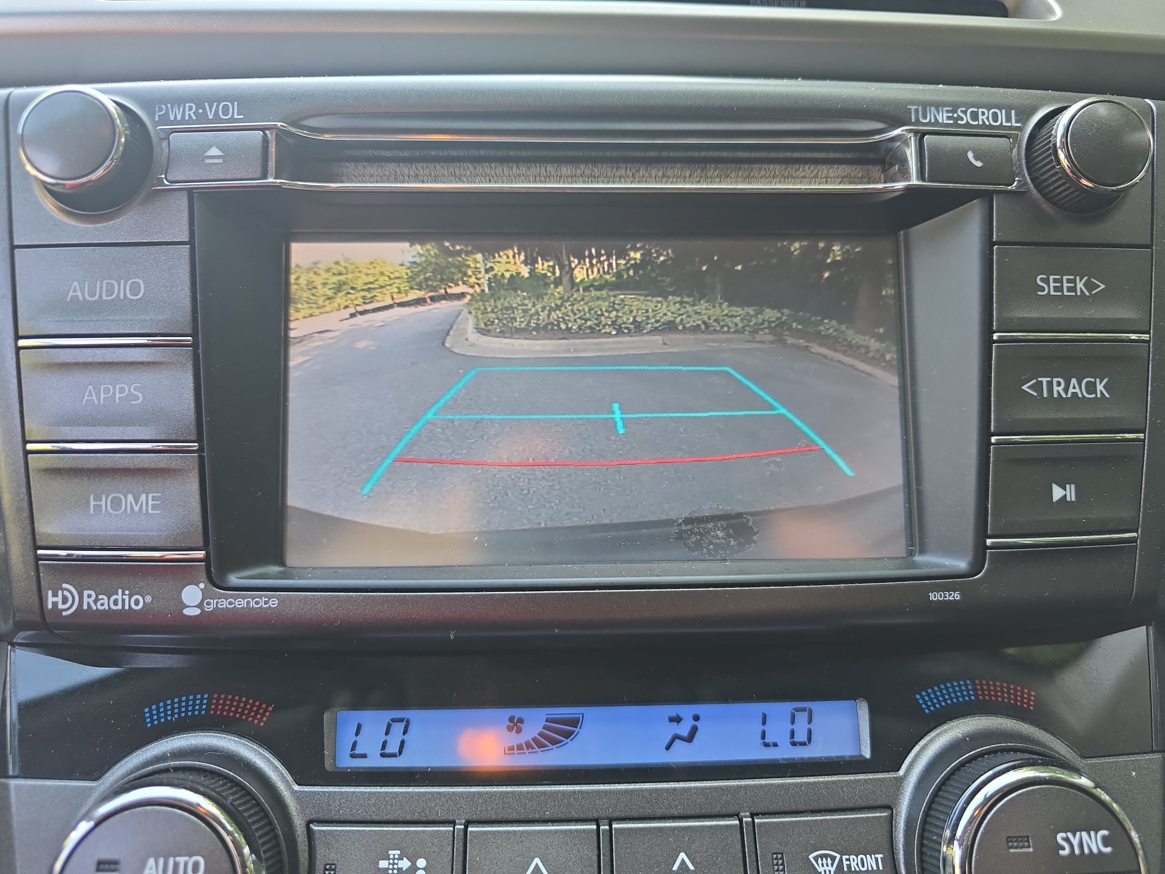 Used 2015 Toyota RAV4 XLE FWD image 20