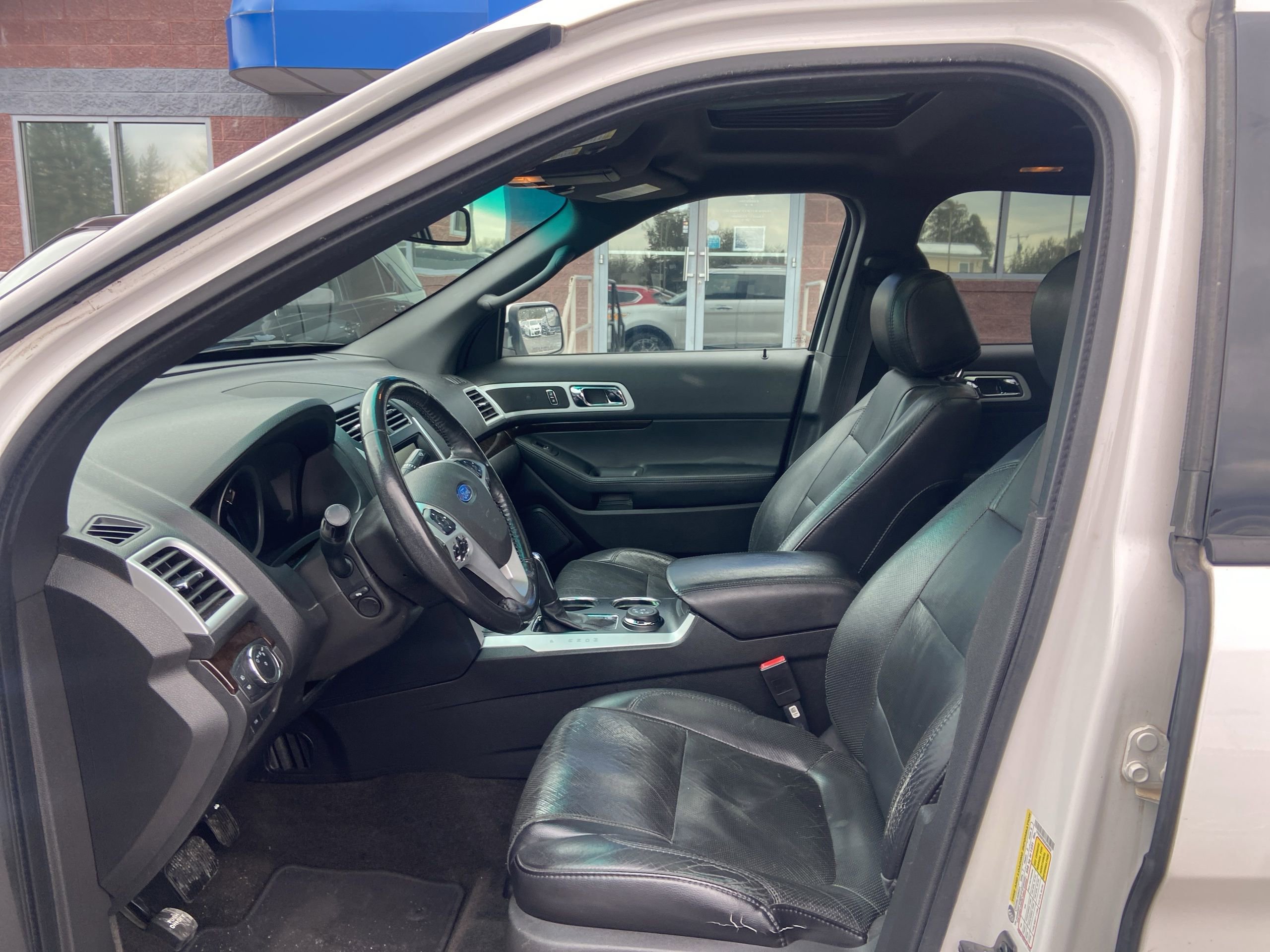 Used 2013 Ford Explorer Limited image 10