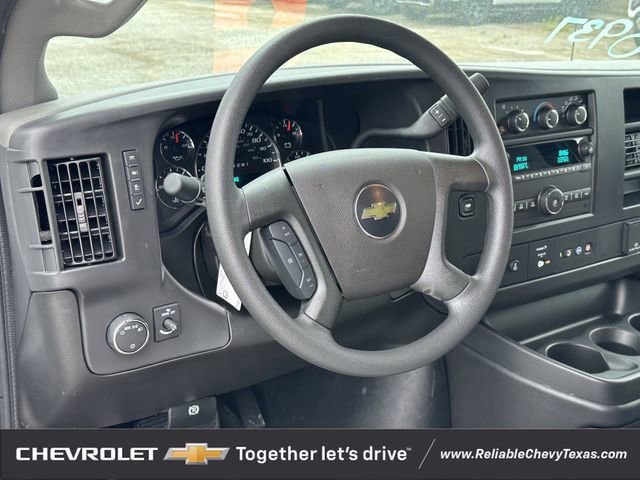 New 2026 Chevrolet Express 2500 w/ Driver Convenience Package RWD image 16