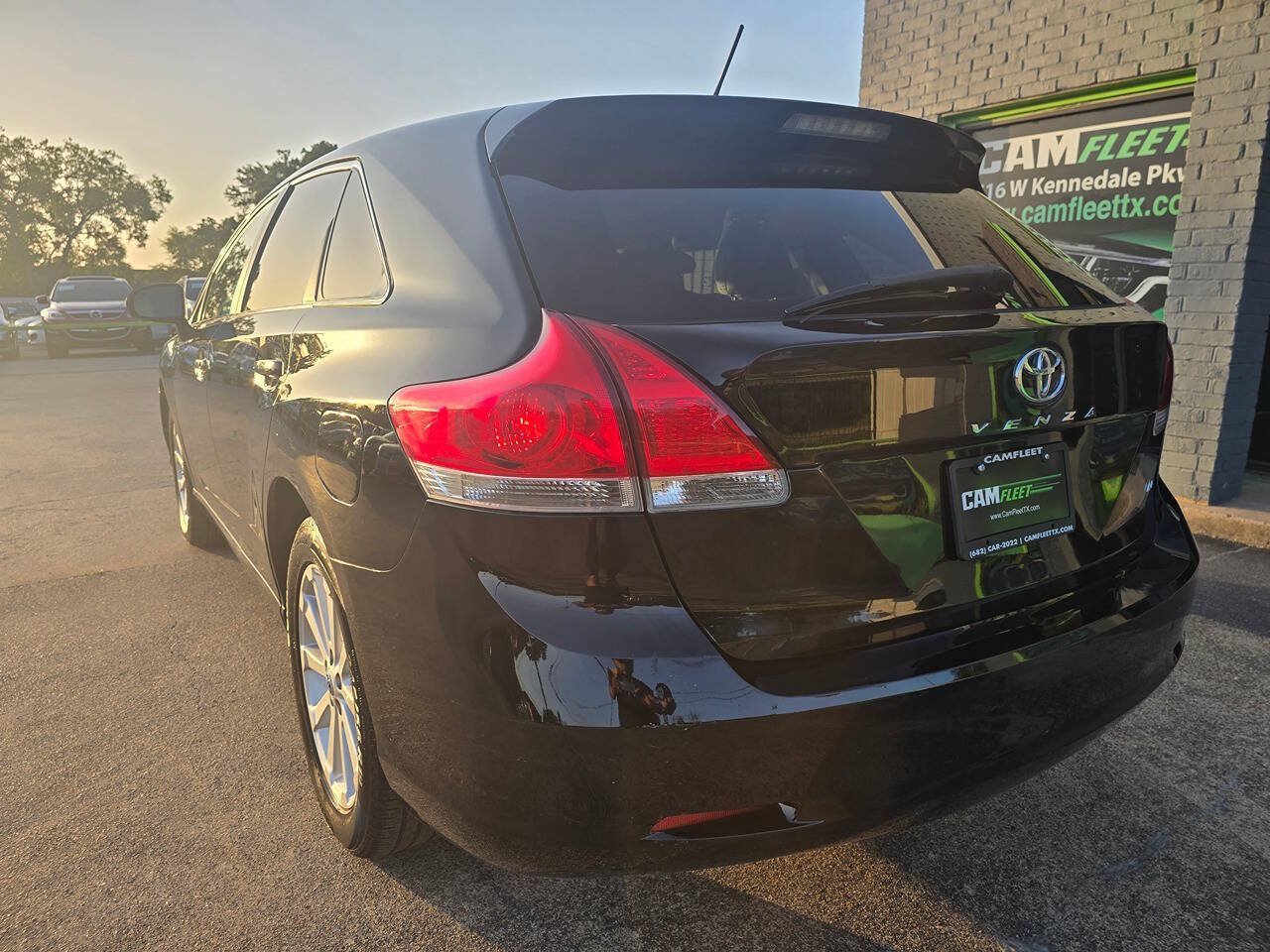 Used 2012 Toyota Venza LE FWD image 8