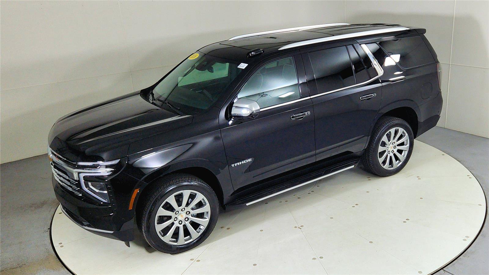 New 2026 Chevrolet Tahoe Premier w/ Sun And Tow Package AWD/4WD image 18