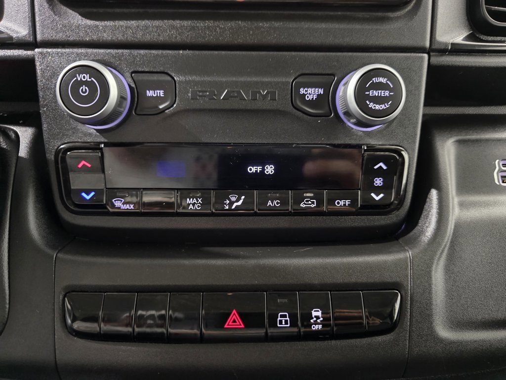 Used 2023 RAM ProMaster 2500 image 28