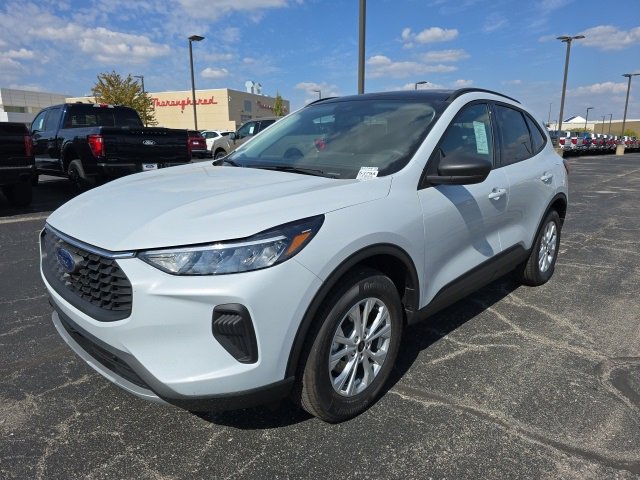 New 2025 Ford Escape Active w/ Tech Pack #1 image 1
