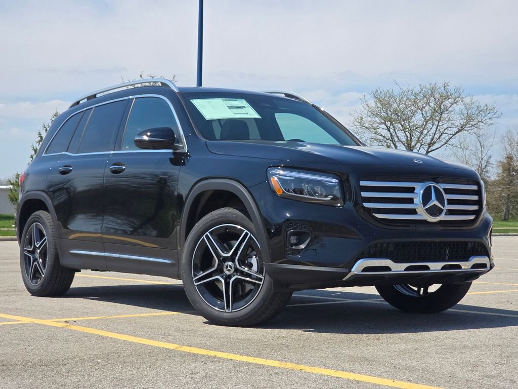 New 2026 Mercedes-Benz GLB 250 4MATIC image 2