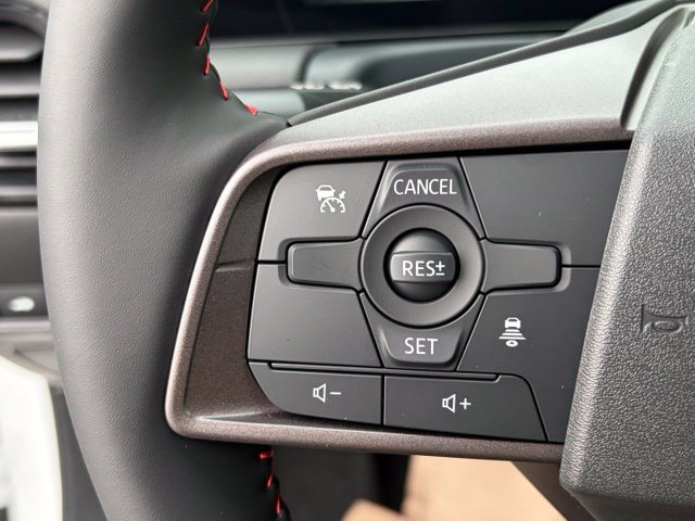 New 2027 Nissan Sentra SR w/ Floor Mat Package FWD image 16