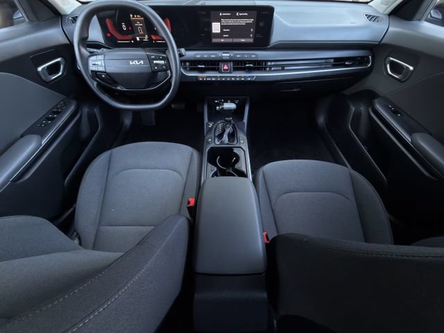 Used 2025 Kia K4 FWD image 10